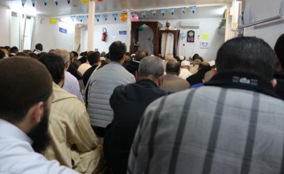 « On n’est pas des sous-citoyens », disent les musulmans de Mantes