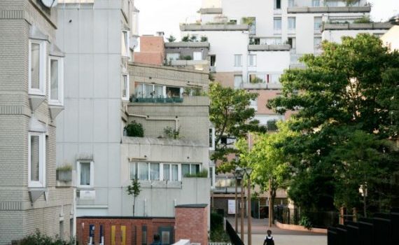 Entre les tours d’Evry, Valls n’en a pas fini avec la sécurité