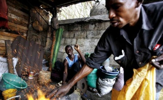 Les ferrailleurs sénégalais en guerre contre les Chinois