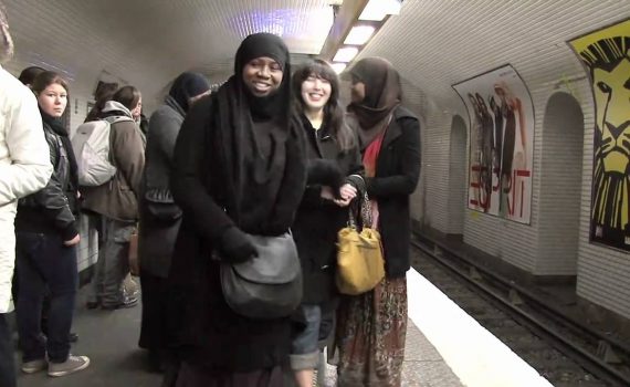 Ce que dit le Coran #3 : le port du voile