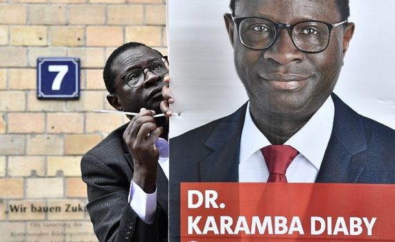 Karamba Diaby en campagne électorale en Allemagne: « A tous les racistes: I’m not your negro! »