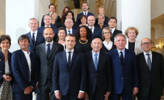 Le gouvernement français veut expulser davantage les immigrés clandestins