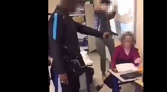 Créteil : Il braque sa prof en classe pour qu’elle le note «présent»