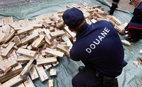 Une malienne interceptée à Roissy avec près de 581 cartouches de cigarettes dans ses valises
