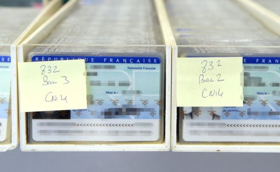 Sans-papiers: un avocat accusé de régularisation frauduleuse