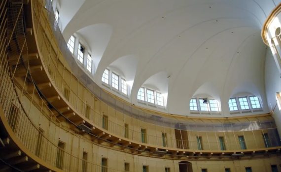 Niort : Opposé au programme TV en prison, le Sénégalais a failli tuer son codétenu