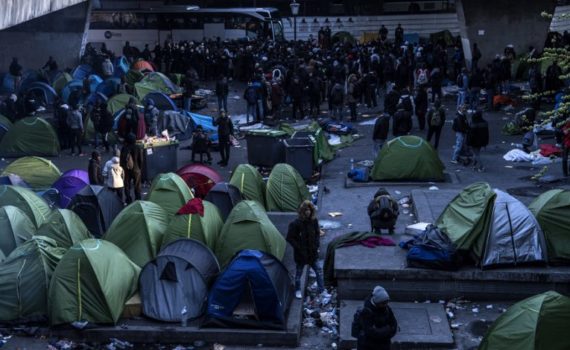 Paris : 2 campements de migrants évacués porte de la Chapelle