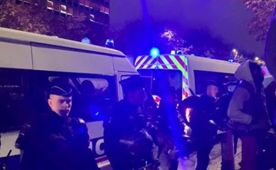 Montreuil : Près de 200 travailleurs sans-papiers expulsés de leur bâtiment