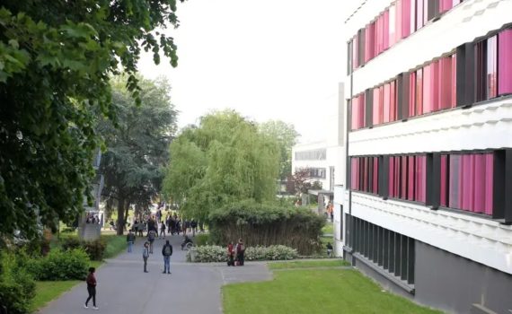 Rennes: Un étudiant ivoirien bousculé et insulté par un professeur à l’université Rennes 2