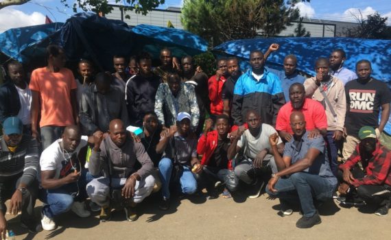 Alfortville : Premières régularisations pour les travailleurs sans-papiers grévistes de Chronopost