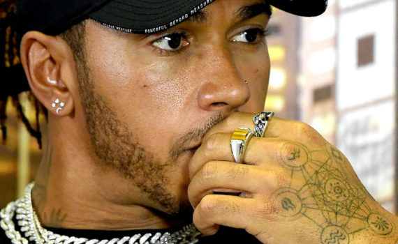 Après la mort de George Floyd, Lewis Hamilton dénonce le silence de la F1 « dominée par les blancs »
