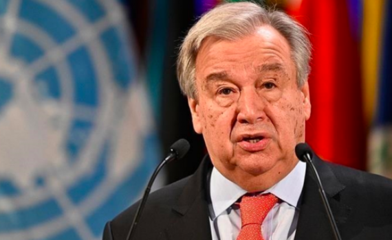 Le Covid-19 ne doit pas être utilisé par certains pays pour faire taire les «voix dissonantes» et les médias, déclare Antonio Guterres.