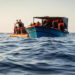 Deux bateaux de migrants africains secourus en Méditerranée selon Alarm Phone