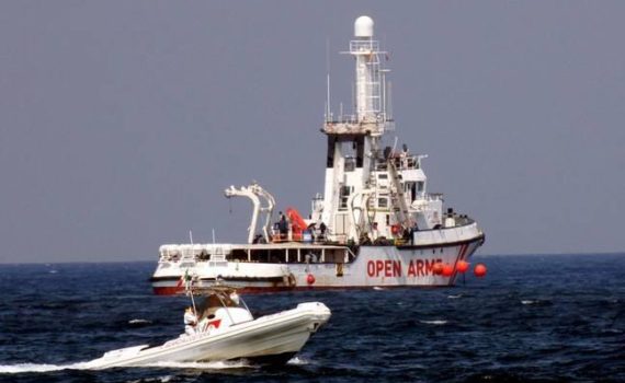 La marine tunisienne vient au secours de plus de 100 migrants qui tentaient de rallier l’Italie