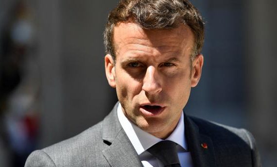 Emmanuel Macron réclame une meilleure efficacité des expulsions d’étrangers en situation irrégulière