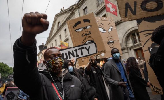 La discrimination raciale s’accentue en Suisse