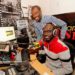 Près du Havre, la radio Dakar Musique d’Alioune et Omar Sène fait mouche dans le monde entier
