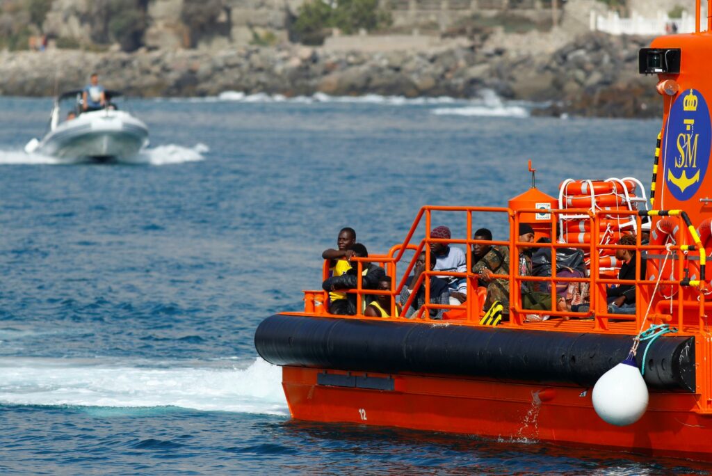 Un bébé retrouvé mort au sein d’un groupe de près de 300 migrants secourus en mer au large des Canaries