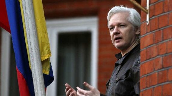 Victoire d’étape pour Washington dans sa bataille pour faire extrader Assange, Moscou dénonce l’annulation «honteuse»