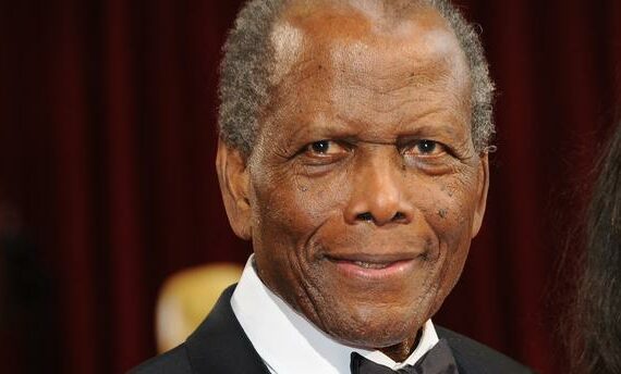 Décès de Sidney Poitier, première star noire du cinéma américain à l’âge de 94 ans