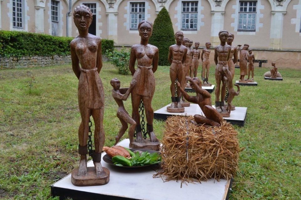 Tafsir Momar Guèye fait don d’une œuvre monumentale à la Flèche (Sarthe)