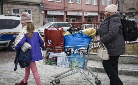 L’ONU demande d’urgence 1,7 milliard de dollars pour l’aide humanitaire à l’Ukraine, l’Union européenne promet 500 millions d’euros 