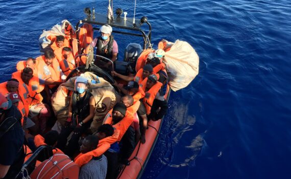 Vingt-six migrants originaires d’Afrique subsaharienne disparus et un mort aux Canaries
