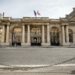 Le Conseil d’État français retoque les textes imposant les démarches en ligne pour les titres de séjour