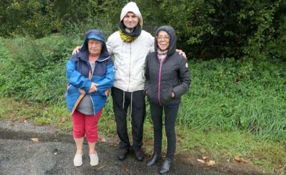 Sébastien Piemontesi, dit Seibé compte marcher 6 000 km pour financer la comédie musicale « Une fleur en hiver »